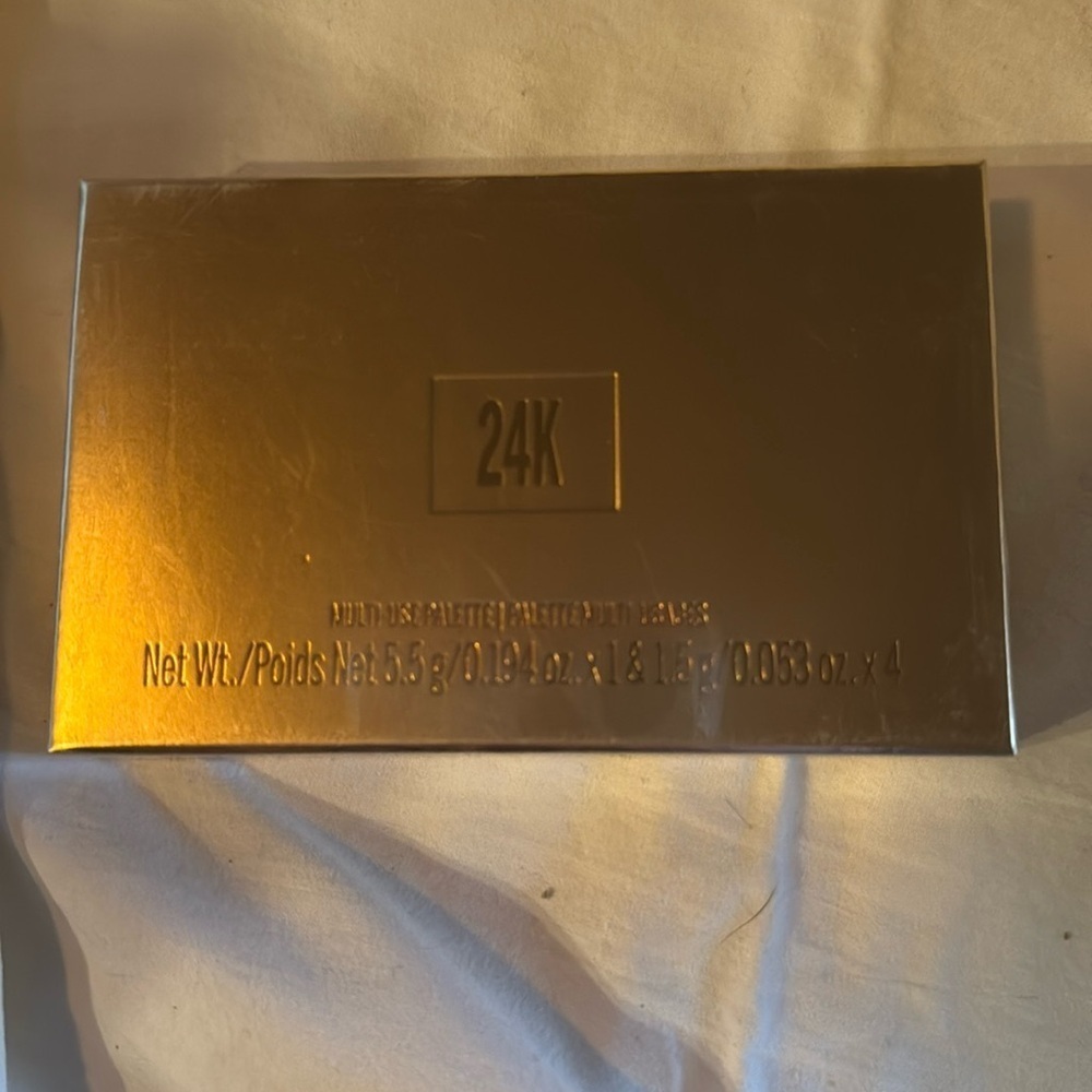 Tori Belle New 24k Multi Use Palette - wear anywhere!